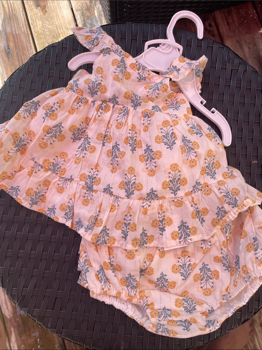 NWT- Rachel & Zoe Infant Floral Ruffle Top & Bloomer Set Size 3M